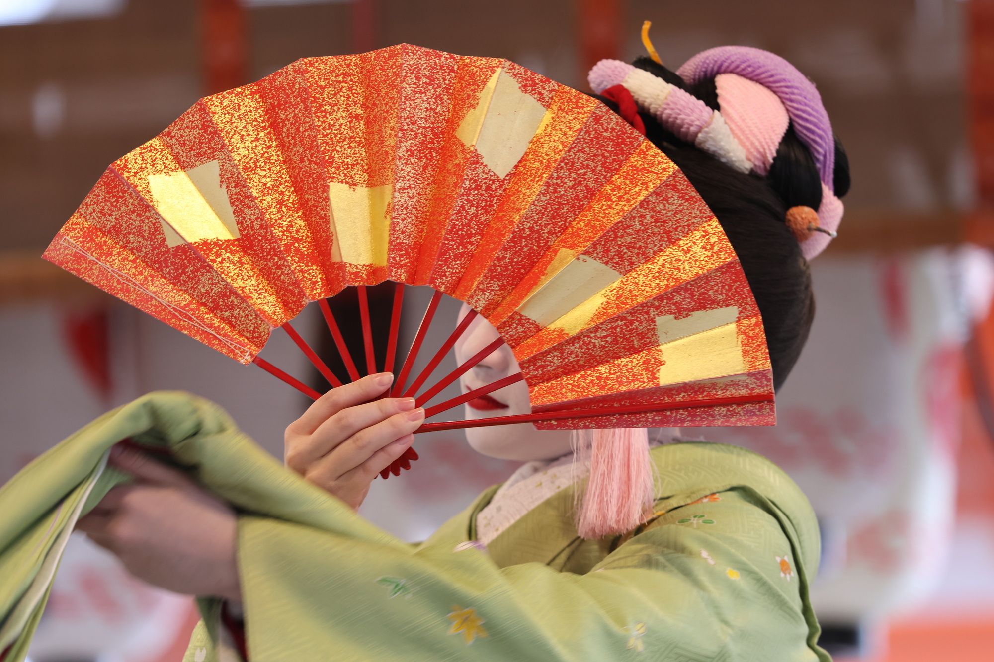 日本舞踊の魅力に迫る〜動きと表現の繊細さに注目