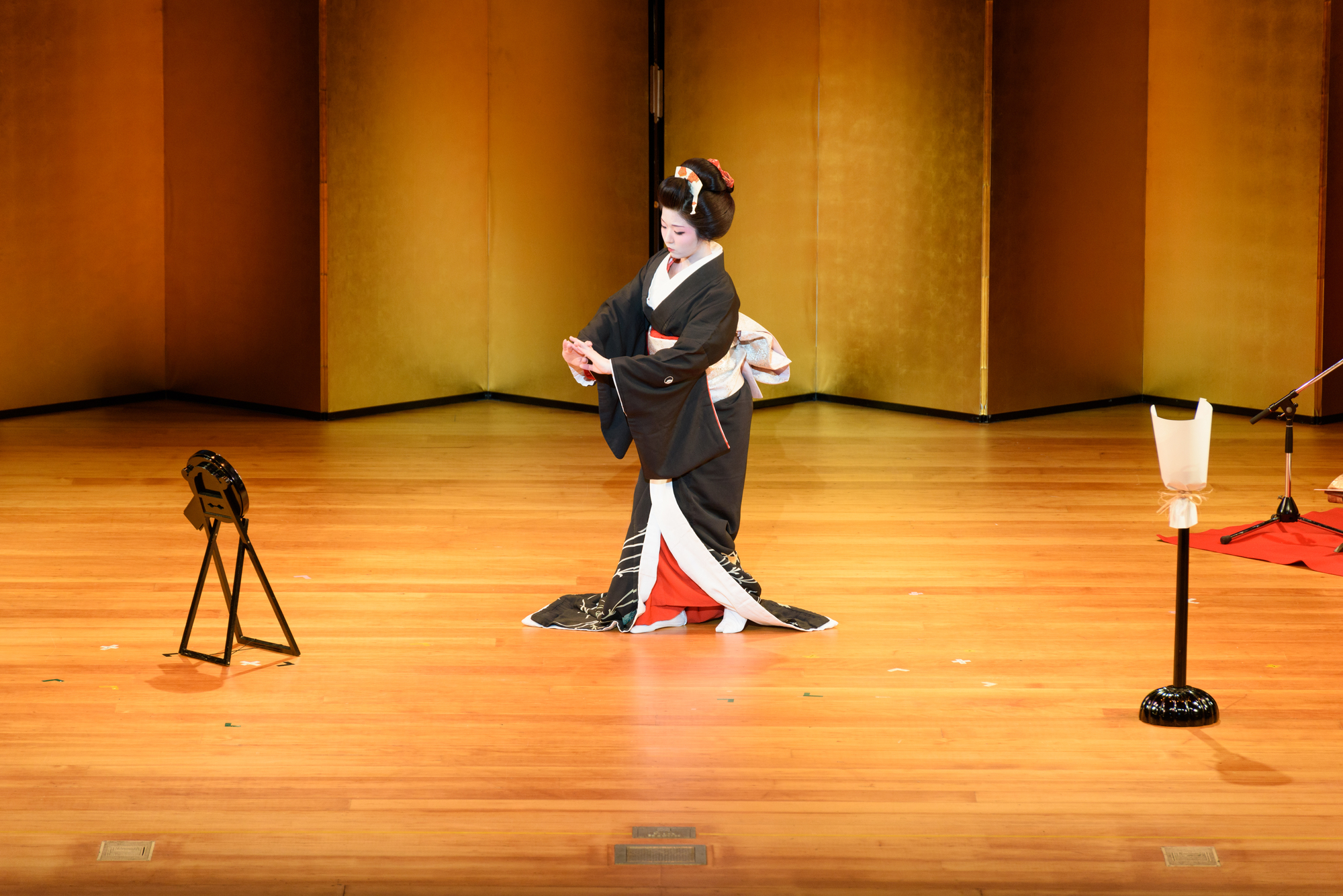 なぜ日本舞踊は健康に良いのか？~その効果とメリットを探る